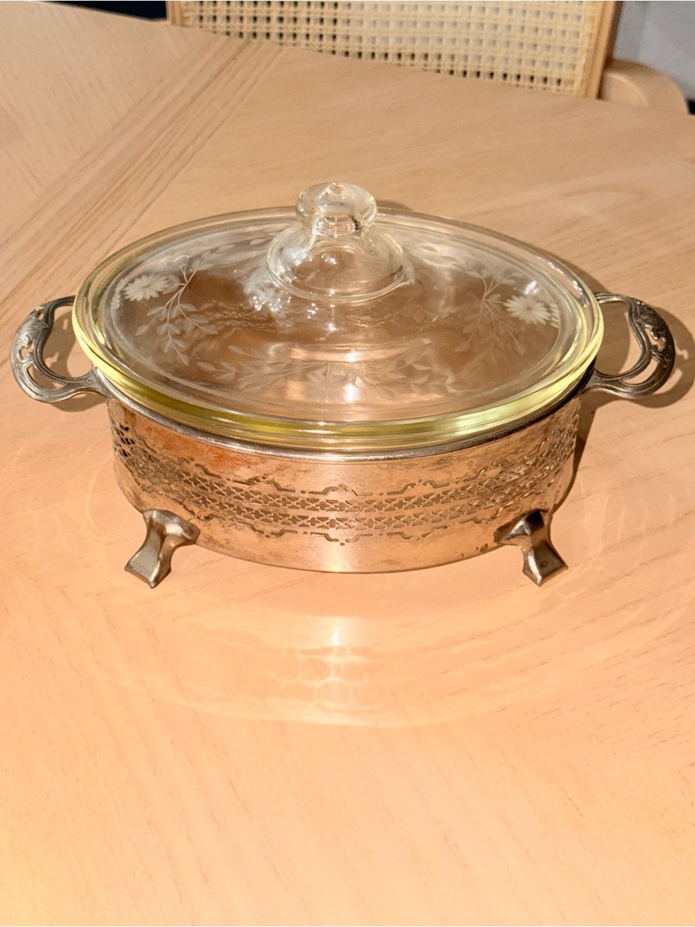 Pyrex Etched Glass Covered Casserole in Silver-Toned Metal Stand